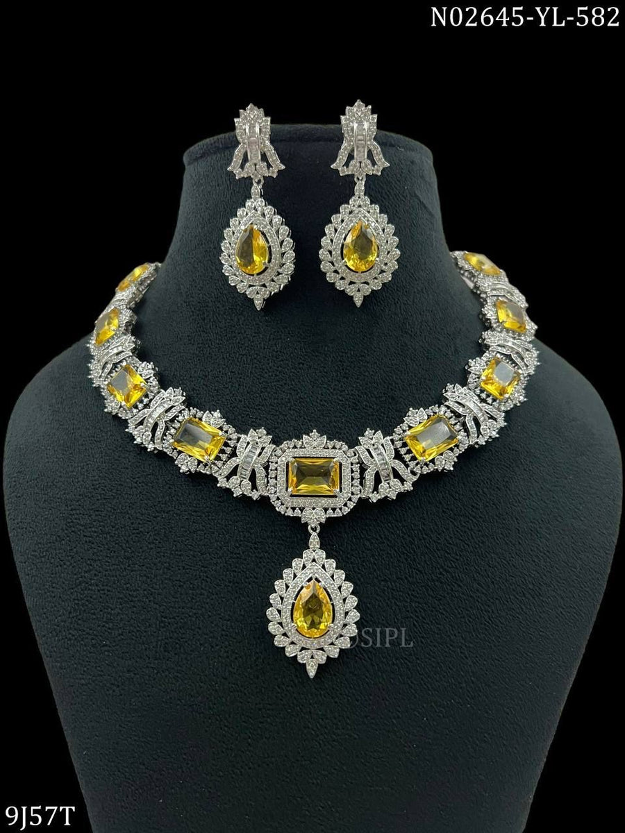 Sharvi necklace