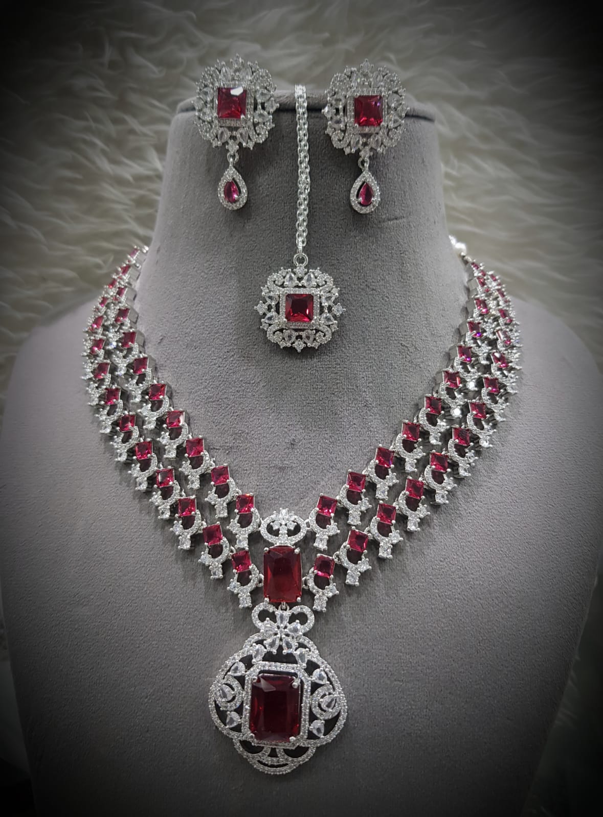 Long 2 layer necklace