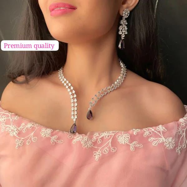 Shanvi Necklace