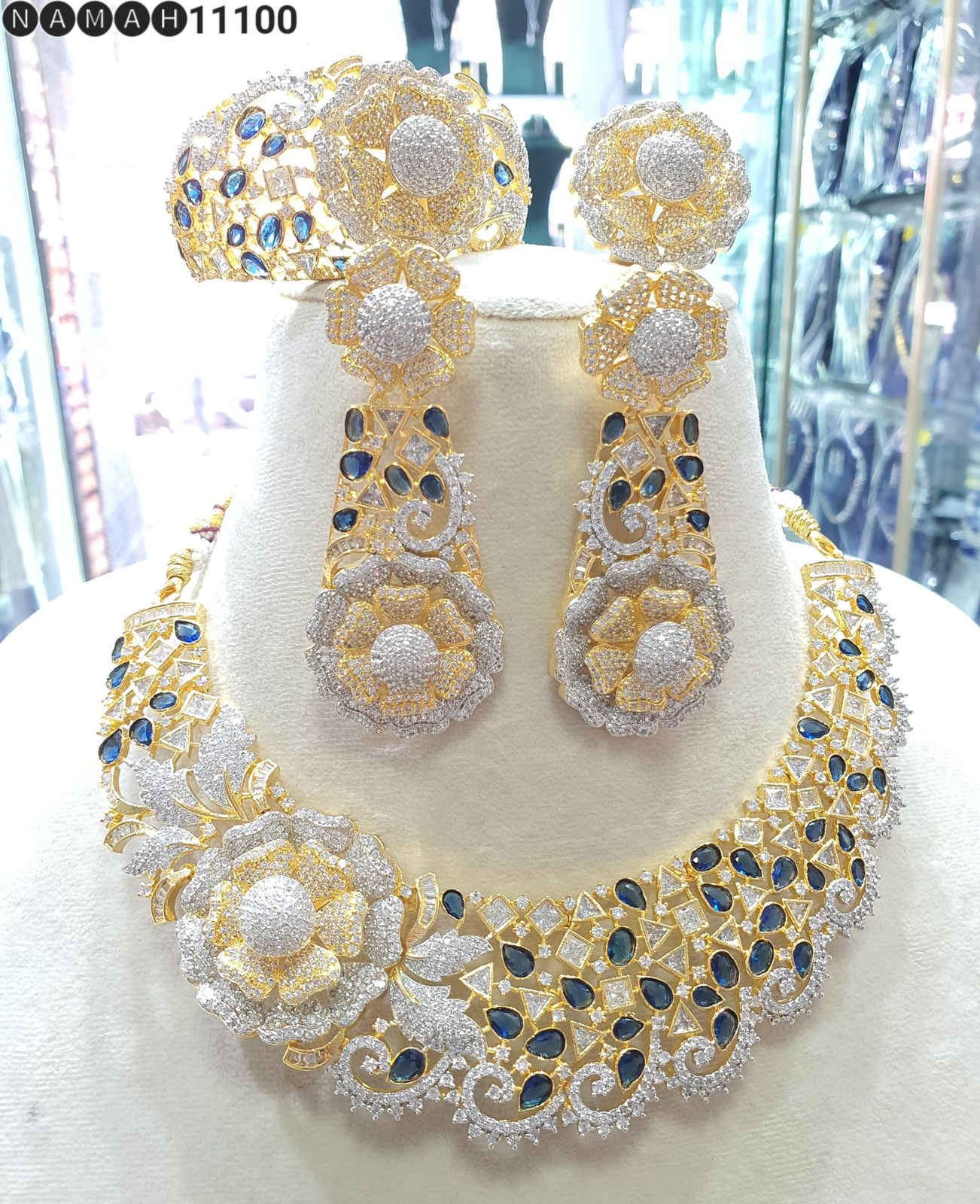 Bridal Floral necklace