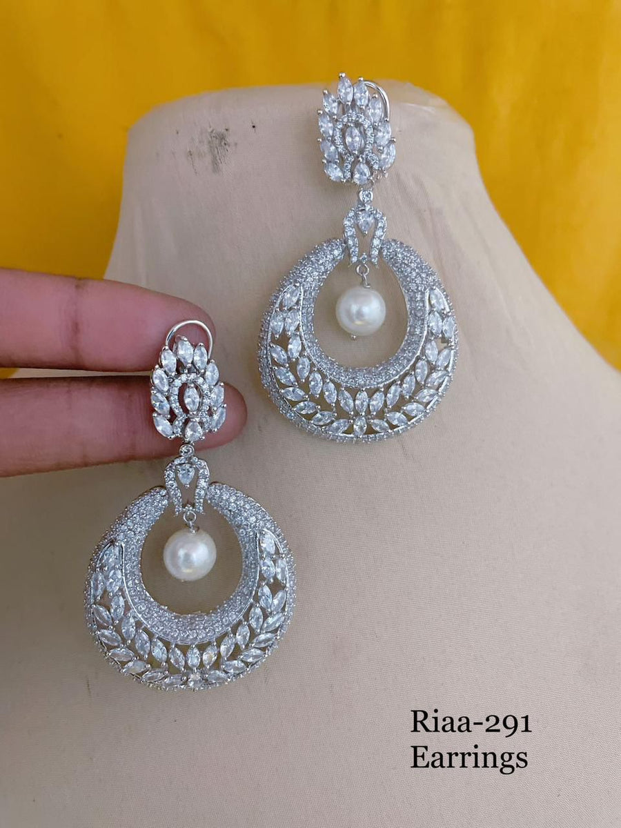 Shalini earrings