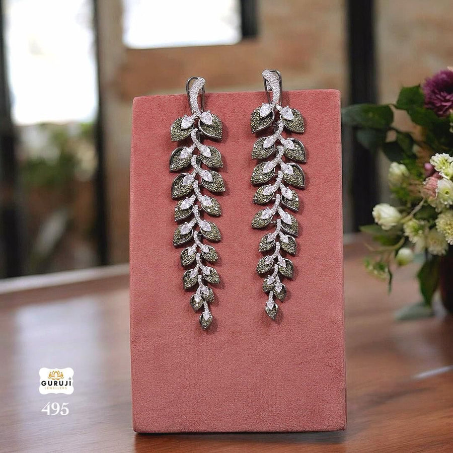 Greeny leaf earrings