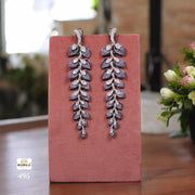 Greeny leaf earrings